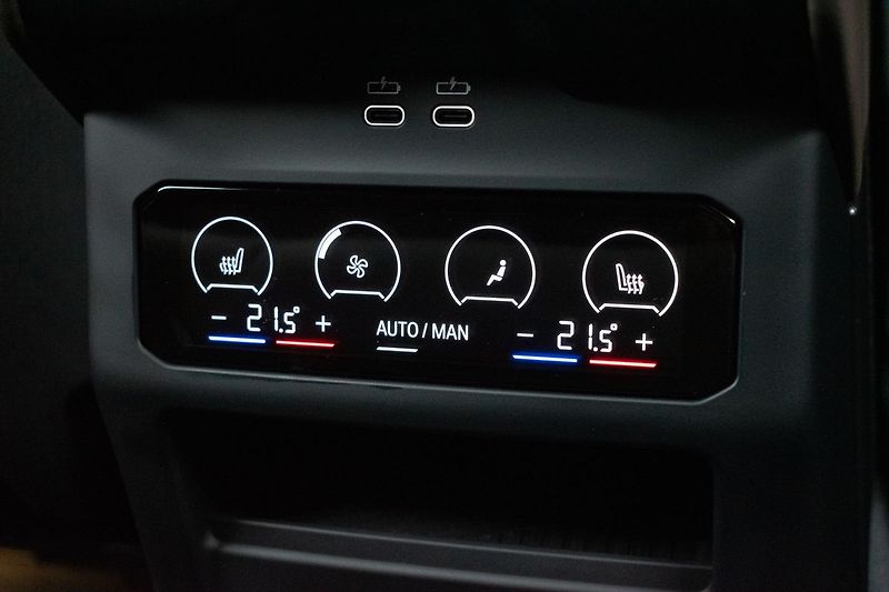 BMW Řada 5 540d xDrive ///M*ZÁRUKA*ČR 1.M - fotka 14 z 51