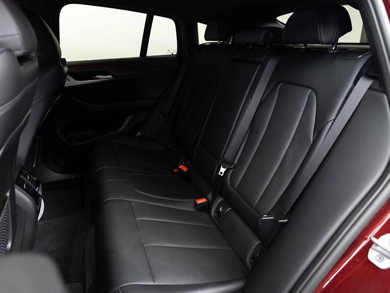 BMW X4 xDrive20d - fotka 21 z 22