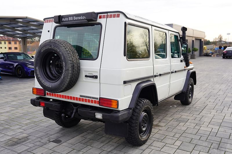 Mercedes-Benz Třídy G G 300 PUR Professional - fotka 6 z 18