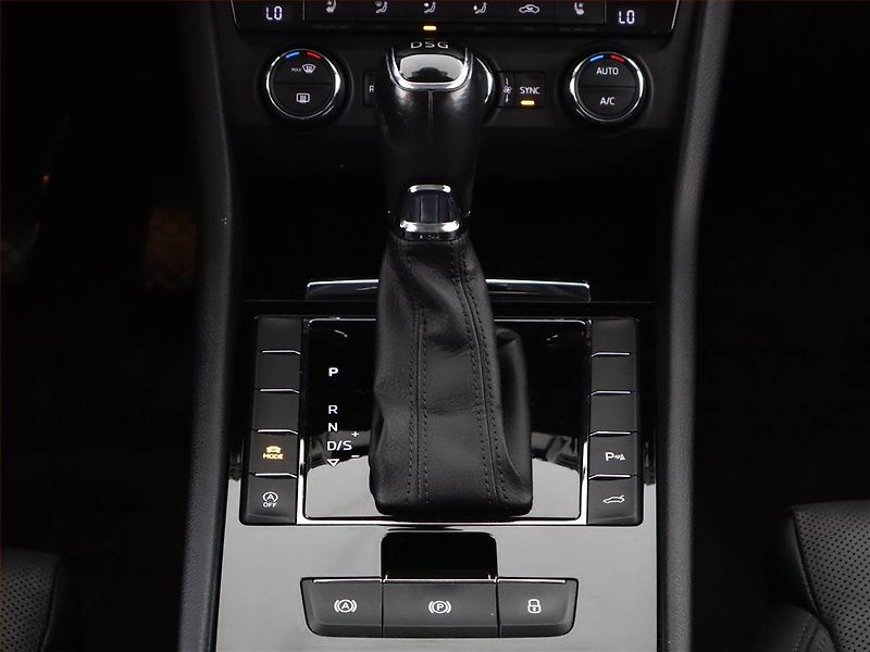 Škoda Superb (2016) Style Plus 2.0 TDI, Automat - fotka 11 z 25