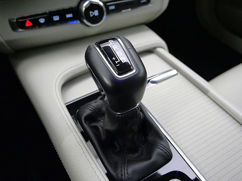 Volvo V90 - fotka 20 z 25
