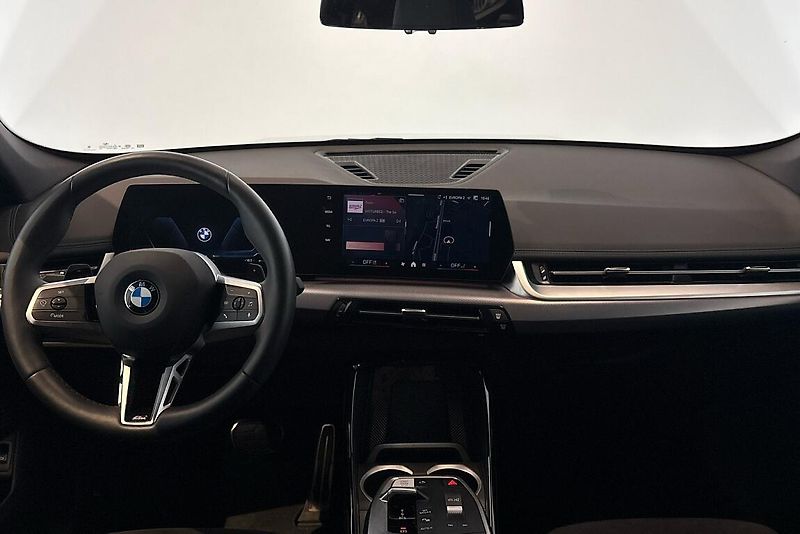 BMW X1 sDrive18d - fotka 7 z 13