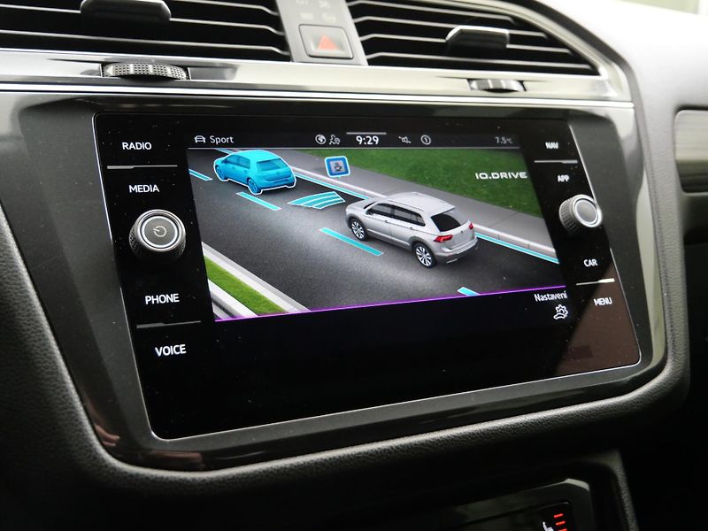 Volkswagen Tiguan Allspace - fotka 15 z 28