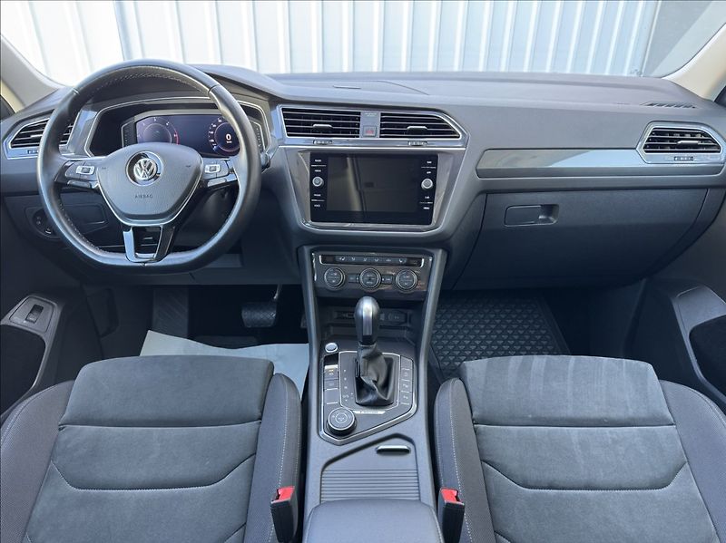 Volkswagen Tiguan Allspace 2,0 TDI DSG 4MOT HIGHLINE ČR - fotka 25 z 50