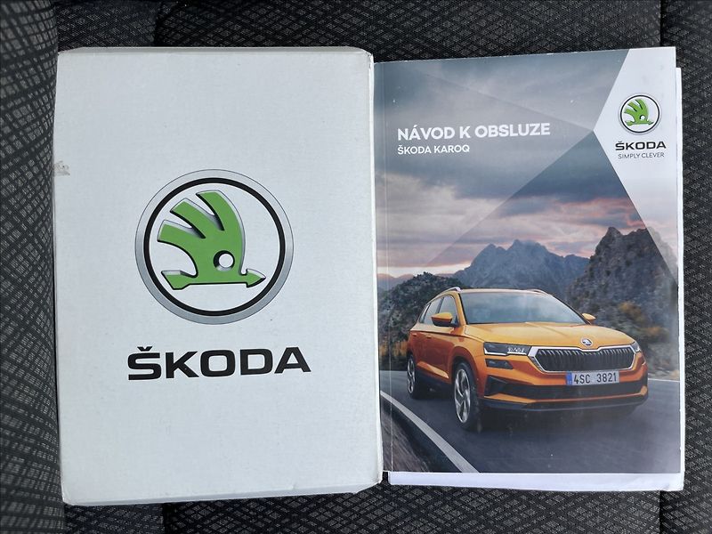 Škoda Karoq 2,0 TDI DSG Style NAVI+ACC - fotka 19 z 23