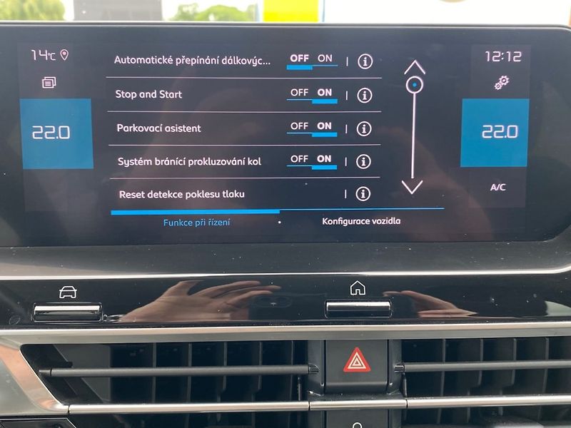 Citroën C4 (2022) 1,2 (114kW) Aut  BA - fotka 20 z 38