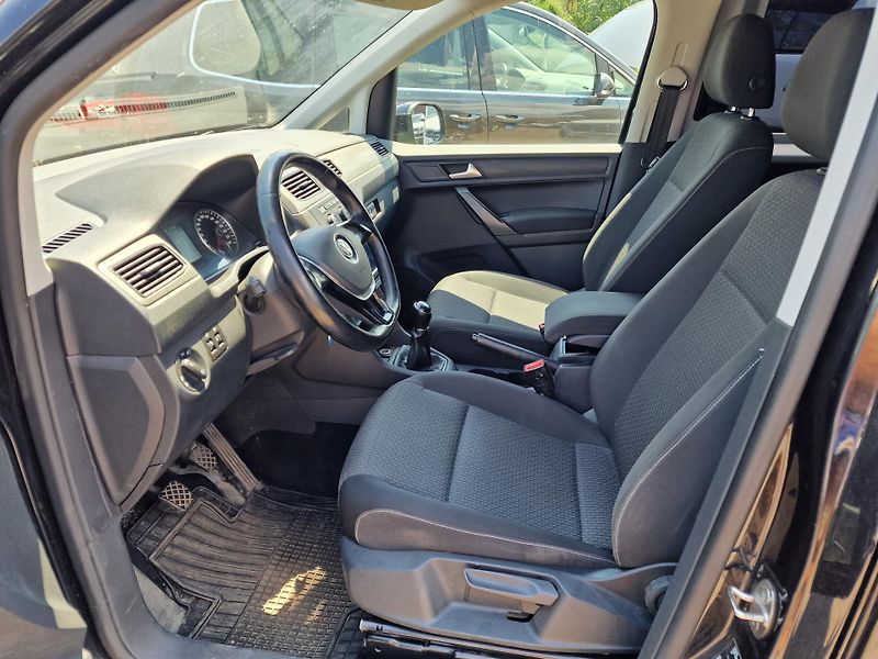 Volkswagen Caddy MAXI 2,0TDI 7SEDADEL NAVIGACE  - fotka 7 z 20