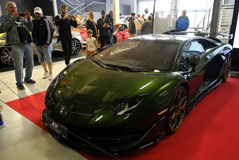 Začal 13. ročník automobilového veletrhu Prague Car Festival. Končí 27. října.Pražský veletržní areál, Beranových 669, Praha 9 - Letňany