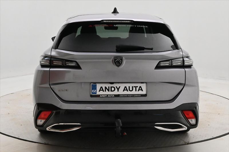 Peugeot 308 1,5 BlueHDI 96 kW ALLURE AT8 Z - fotka 6 z 31