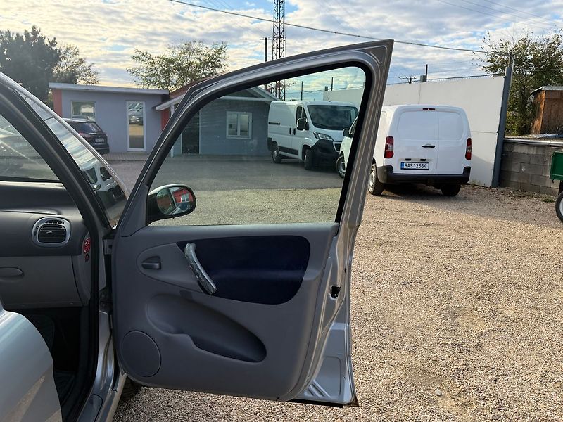 Citroën Xsara Picasso 1.6HDI 80KW* - fotka 17 z 26