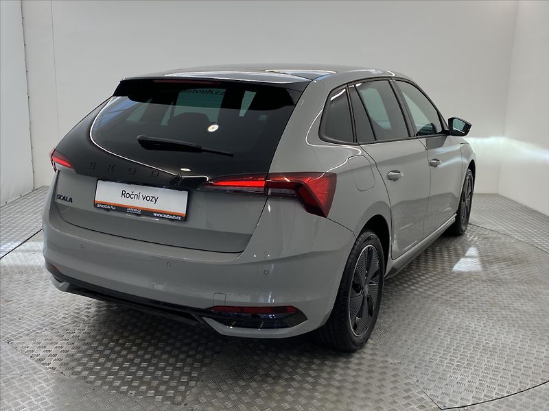 Škoda Scala 1,0 TSI 85kW DSG Monte Carlo - fotka 2 z 27