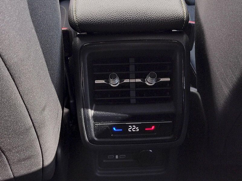 Škoda Kodiaq (2024) Selection 2,0 Tdi 110 Kw DSG - fotka 27 z 37
