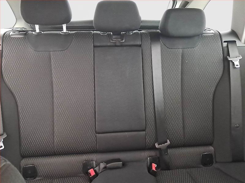 BMW Řada 3 (2013) 320 d xDrive, 4X4, Navi - fotka 10 z 17