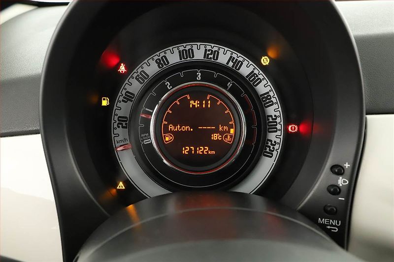 Fiat 500 (2015) 1.3 MultiJet, Pan. střecha - fotka 8 z 12
