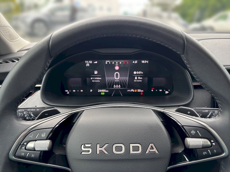 Škoda Kamiq (2025) Top Selection 1.0 TSI DSG - fotka 32 z 32