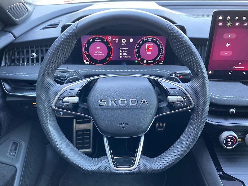 Škoda Superb (2025) Combi 2.0 TDI 4x4 DSG Sportlin - fotka 10 z 41