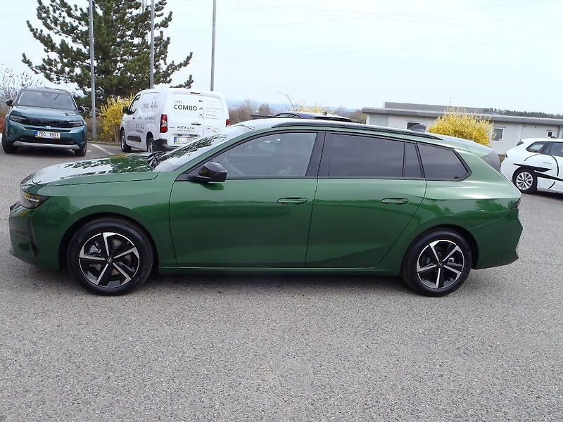 Opel Astra ST Edition Hybrid 1.2 Turbo - fotka 5 z 33