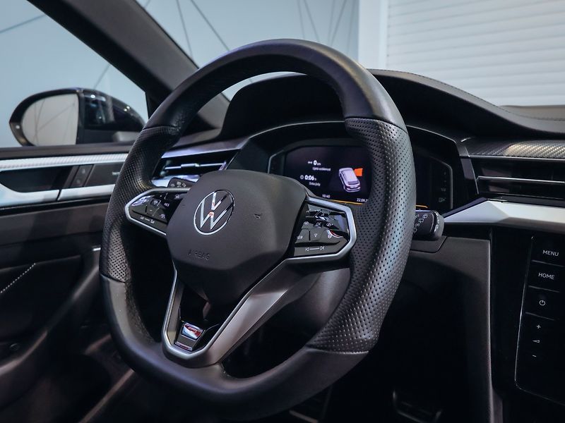 Volkswagen Arteon Shooting Brake R-Line 4Motion 2.0 TDI - fotka 20 z 32