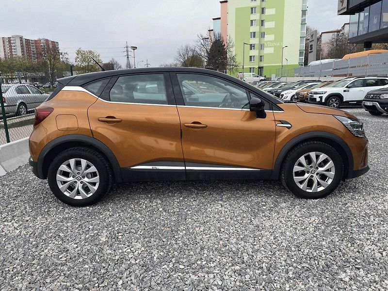 Renault Captur (2023) 1.0 TCe,67kW,Intens,1.Maj,ČR - fotka 3 z 32