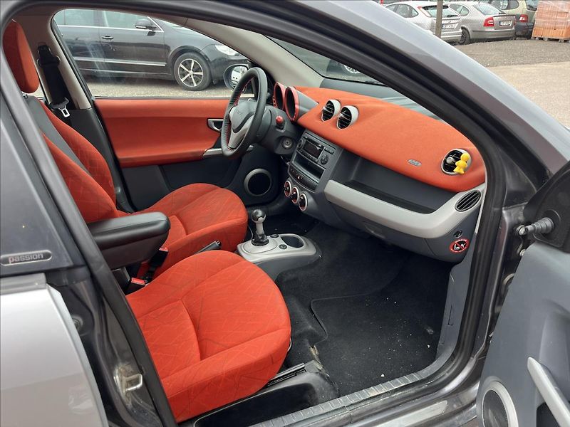 Smart Forfour 1,3 i AUTOMAT PANORAMA KLIMA - fotka 10 z 35