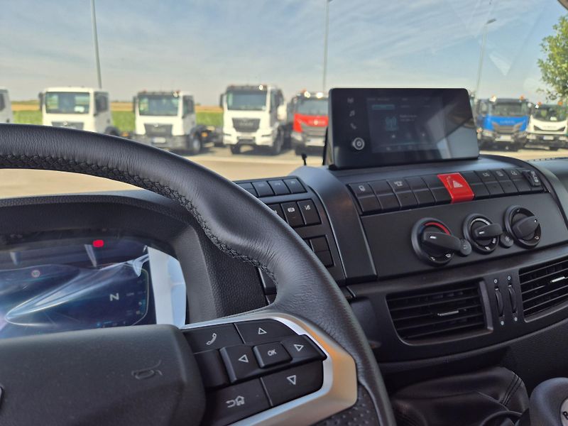 Iveco Eurocargo 180E28 RUKA 8022 KONTEJNER 10T - fotka 25 z 28