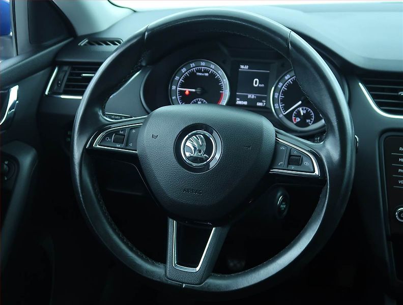 Škoda Octavia (2017) Ambition 2.0 TDI, Tempomat - fotka 18 z 19