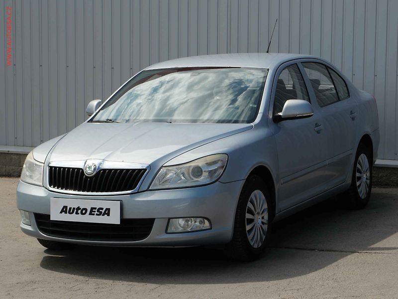 Škoda Octavia (2010) 1.2 TSi, servis.kniha - fotka 3 z 18