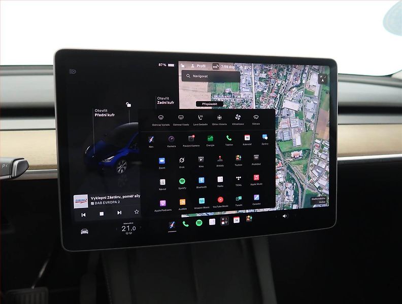 Tesla Model Y (2023) Long Range AWD 79kWh, SoH 93% - fotka 17 z 33