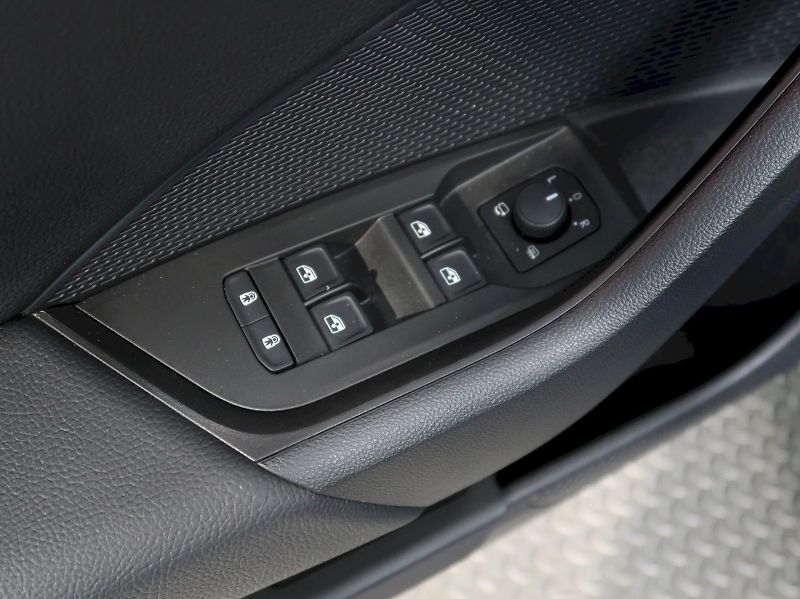 Škoda Octavia (2026) SPORTLINE 2.0TDI 110KW DSG NAV - fotka 42 z 46