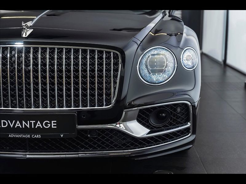 Bentley Flying Spur W12 First Edition - fotka 25 z 27