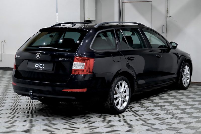 Škoda Octavia 3 Combi 1.4 TSI 110kW DSG - fotka 6 z 27