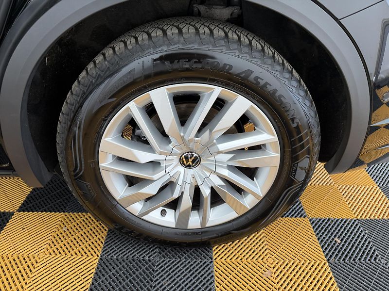 Volkswagen Touareg 3.0Tdi*1-MAJ*DPH*ELEGANCE* - fotka 14 z 45