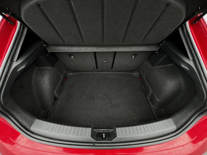 Seat Leon 1.5eTSI 110kW DSG FR-Line  - fotka 22 z 23