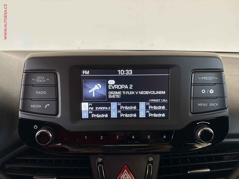 Hyundai i30 (2018) 1.0TGDi, 1.maj,ČR, STK7/28 - fotka 11 z 14
