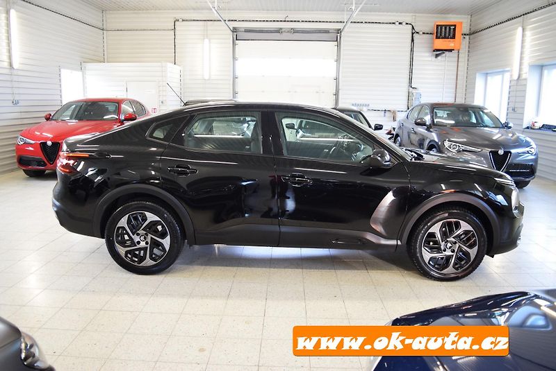 Citroën C4 X 1.2 PURETECH PACK 96 kW. - fotka 10 z 62