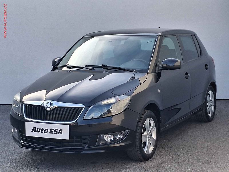 Škoda Fabia (2014) 1.2 TSi, Ambition, TZ, +kola - fotka 3 z 15