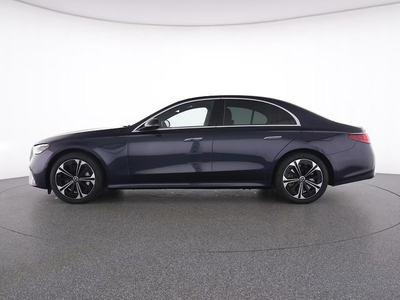 Mercedes-Benz Třídy E 300 de 4M Avantgarde Pano Vent - fotka 3 z 11