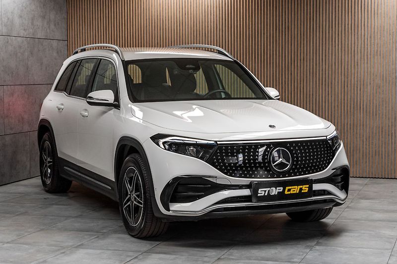 Mercedes-Benz EQB 300 66kWh*4MATIC*AMG*KAMERA*So - fotka 3 z 47