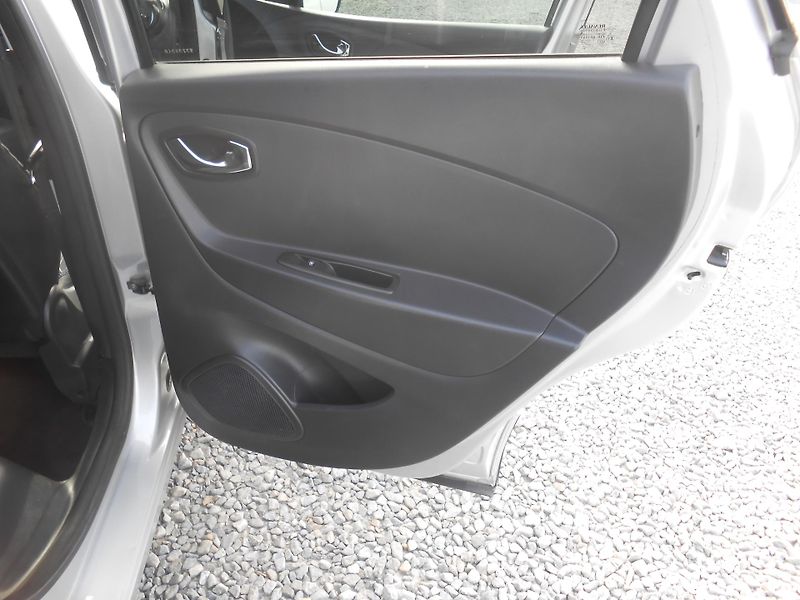 Renault Captur 1.5DCi,NAVI, CHROM,ALU!! - fotka 18 z 34