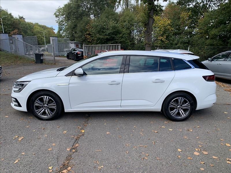 Renault Mégane 1,5 DCI 1.MAJ.,ČR,SERVISKA - fotka 5 z 20