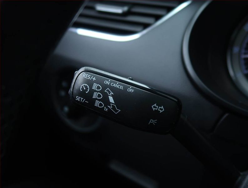 Škoda Octavia (2020) 1.5 TSI, Automat, Kůže, Navi - fotka 16 z 21