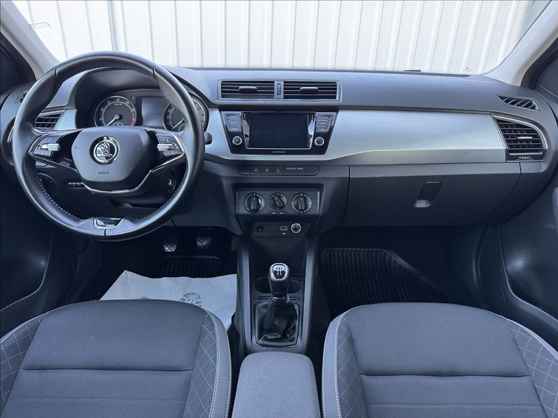 Škoda Fabia 1,0 TSI DPH tažné 1maj původČR - fotka 27 z 50