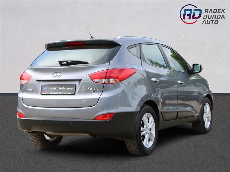 Hyundai ix35 1,7 CRDi  NOVÉ V ČR,VÝHŘEVY - fotka 5 z 26