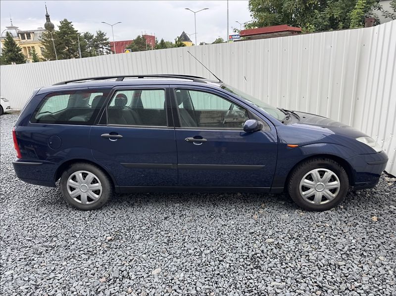 Ford Focus 1,6 i 16V 74kW 1.maj. původ ČR - fotka 14 z 45