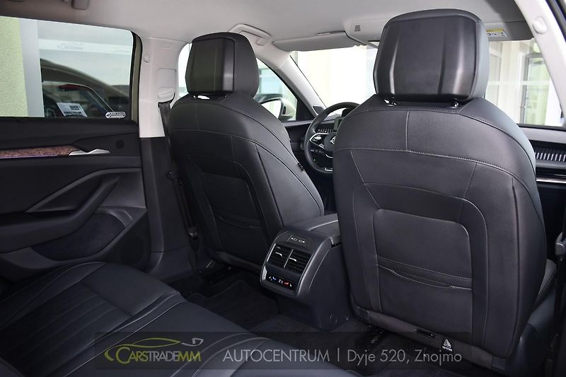 Škoda Superb 2.0TDi 142kW L&K 4x4 - fotka 17 z 61