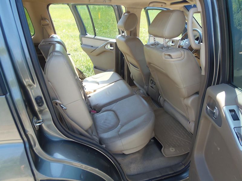 Nissan Pathfinder (2005) 2.5 DCi 4x4 redukce tažné 3 T - fotka 14 z 25