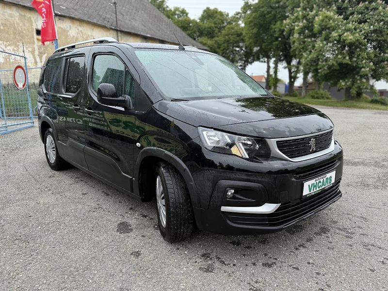 Peugeot Rifter 1,5 Blue HDI 96kW Long - fotka 3 z 19