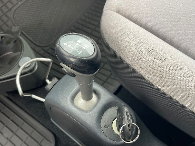 Smart Fortwo 0.6i 40kW - fotka 18 z 19