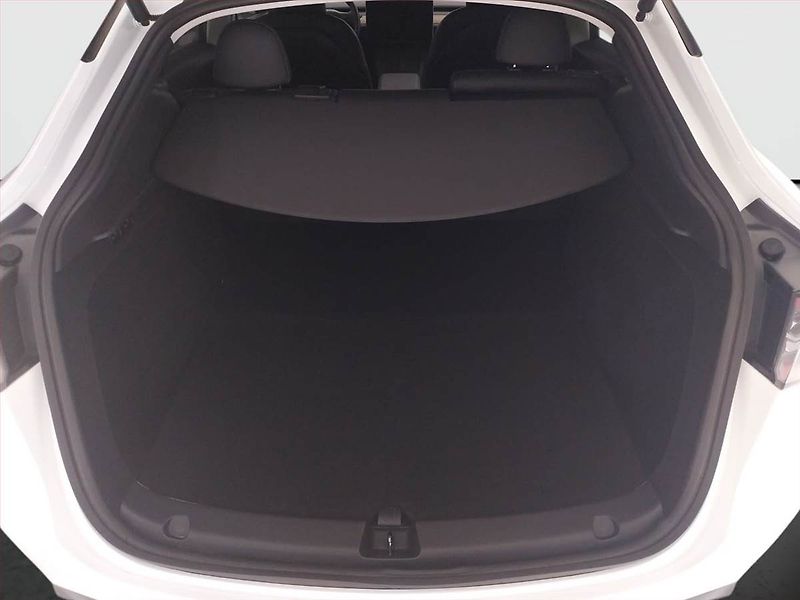 Tesla Model Y (2023) Long Range AWD 79kWh, SoH 91% - fotka 14 z 21