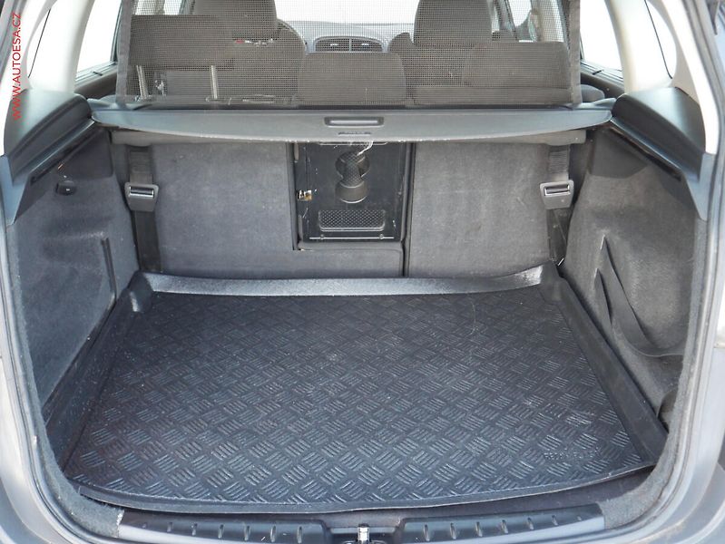 Seat Altea (2008) 2.0 TDi 4x4, ČR, AC, tempo - fotka 7 z 15